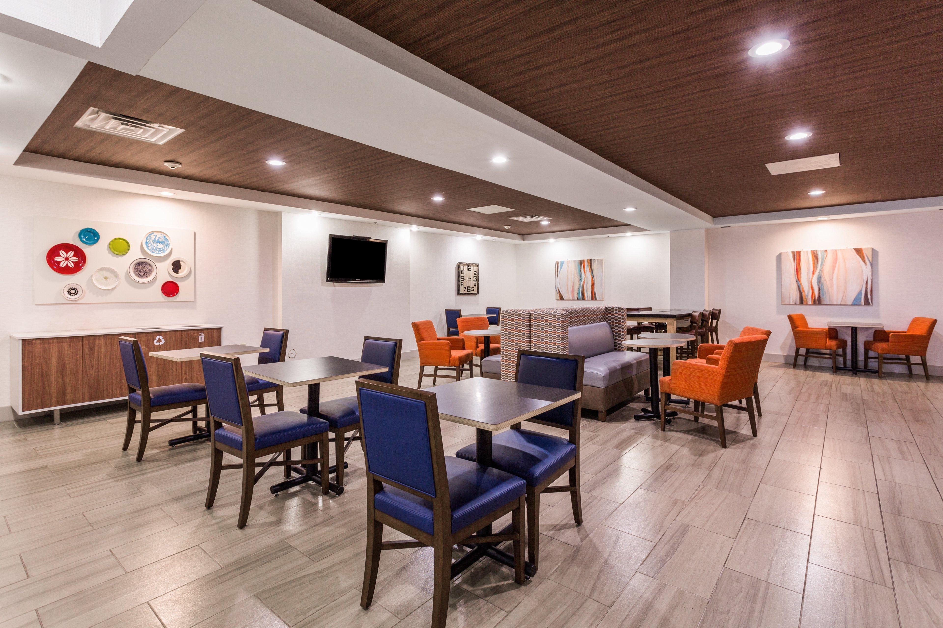 Holiday Inn Express Hotel And Suites Petersburg - Fort Lee By Ihg Exterior photo